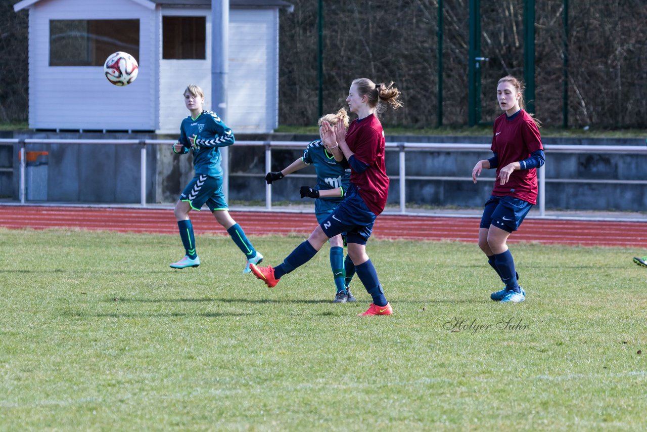 Bild 232 - B-Juniorinnen VfL Oldesloe - Krummesser SV _ Ergebnis: 4:0